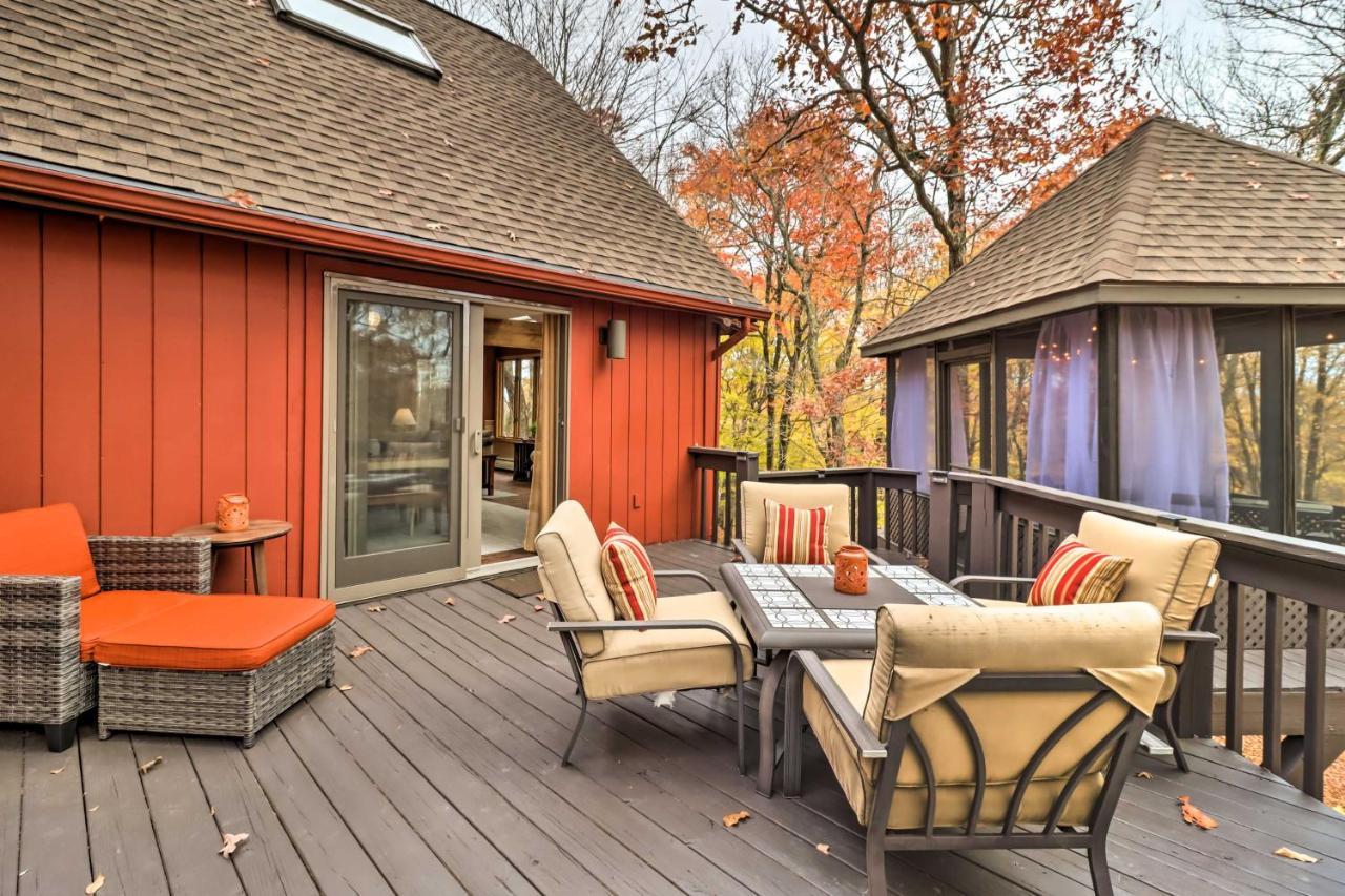 Pet-friendly Poconos Retreat With Outdoor Theater! *